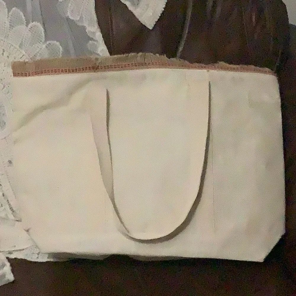 Summer Tote - Picture 4 of 5
